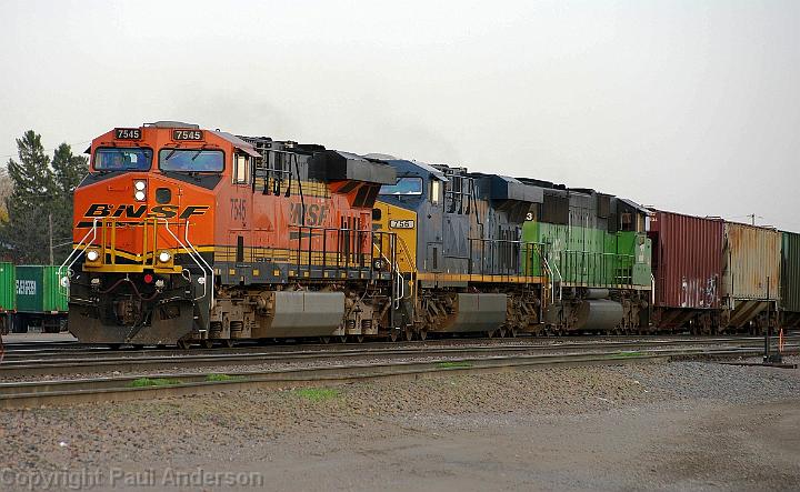 BNSF 7545 at Dilworth, MN.jpg